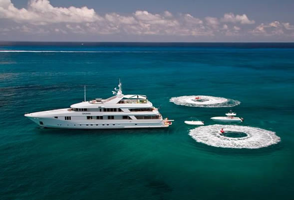 charter-luxury-motor-yacht-ohana-in-bahamas