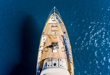 TO JE TO Foredeck Aerial View